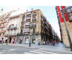 Se Vende Amplia Vivienda en Zona Casco Viejo