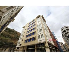 Se vende Apartamento para Entrar a Vivir y Parcela de Garaje en Zona La Peña