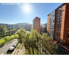 Se Vende Piso Exterior de 3 dormitorios y Terraza en Zona La Peña