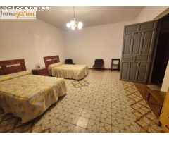 CASA CON PATIO EN VENTA en Pollos, Valladolid