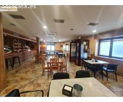 BAR RESTAURANTE EN VENTA, CON VIVIENDA INCLUIDA