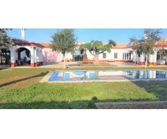Gran Casa con todos los lujos y comodidades además de ser explotación.