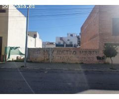 Magnífico Solar para Construirte tu Propia Casa. Muy bien situado en Pleno San José de la Rinconada.
