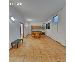 Piso SIN MUEBLES en alquiler