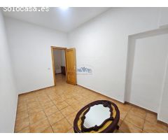 Piso SIN MUEBLES en alquiler