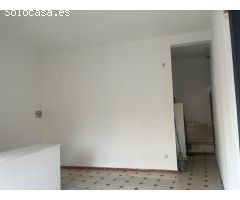 Local centrico en la Armentera, Plaça Catalunya