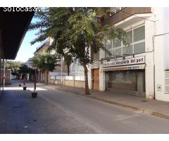 Local/carniceria, totalmente equipada en la calle más comercial de Llançà