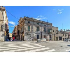 Fantástico edificio histórico en el centro de Figueres. Alto Ampurdán.