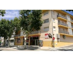 Local comercial en Venta en la Jonquera, Girona