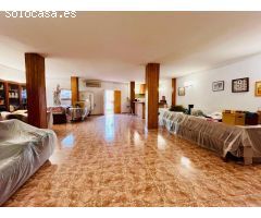 Edificio en Venta en Figueres, Girona