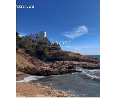 Casa única en venta en Aiguadolc con espectaculares vistas al Mediterráneo