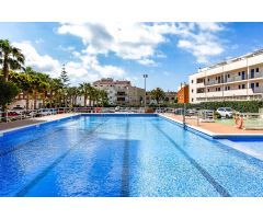 Fantástico apartamento de 2 dormitorios con vistas al mar en venta en Sitges