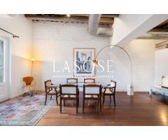 Elegante apartamento de dos dormitorios en alquiler en el Gótico