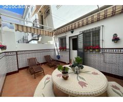 MÁGNIFICA CASA  EN LA  PLAZA DE LAS INFANTAS