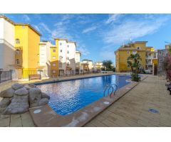 Apartamento bajo en Campoamor