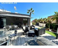 Chalet pareado en Villamartin