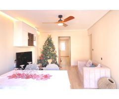 Apartamento de 102m2, 3 dormitorios junto a playa, terraza y ascensor