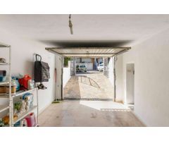 CHALET INDEPENDIENTE CON PISCINA Y GARAJE CERCA DE LA PLAYA EN LA ZENIA (ORIHUELA COSTA)