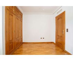 Oportunidad de villa de lujo con más de 500m2 de vivienda Torrevieja