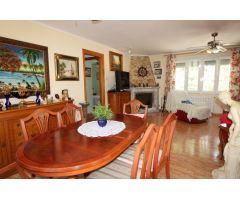 CHALET INDEPENDIENTE, 5 DORMITORIOS, GRAN JARDÍN CON PISCINA + ALOJAMIENTO (independiente)
