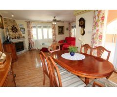 CHALET INDEPENDIENTE, 5 DORMITORIOS, GRAN JARDÍN CON PISCINA + ALOJAMIENTO (independiente)