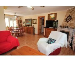 CHALET INDEPENDIENTE, 5 DORMITORIOS, GRAN JARDÍN CON PISCINA + ALOJAMIENTO (independiente)