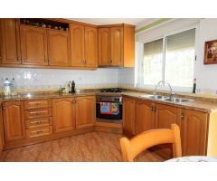 CHALET INDEPENDIENTE, 5 DORMITORIOS, GRAN JARDÍN CON PISCINA + ALOJAMIENTO (independiente)