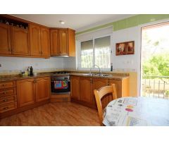 CHALET INDEPENDIENTE, 5 DORMITORIOS, GRAN JARDÍN CON PISCINA + ALOJAMIENTO (independiente)