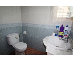 CHALET INDEPENDIENTE, 5 DORMITORIOS, GRAN JARDÍN CON PISCINA + ALOJAMIENTO (independiente)
