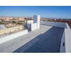 Magnífica villa nueva con piscina privada en Los Montesinos