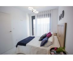 Magnífica villa nueva con piscina privada en Los Montesinos