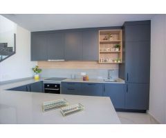 Magnífica villa nueva con piscina privada en Los Montesinos