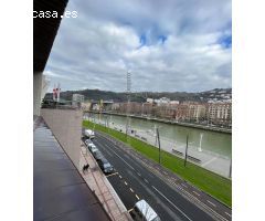 Local de casi 300m2 en Abando