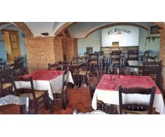 Cafeteria/ Restaurante en cruce de Torre de Santa Maria