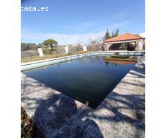 CHALET EN CAMINO VALHONDO- CÁCERES