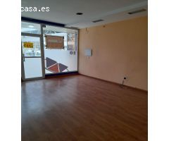 Se vende local comercial en el Descubrimiento