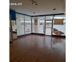 Se vende local comercial en el Descubrimiento