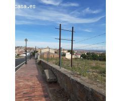 Terreno urbano en la subida de la montaña