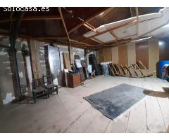 Nave muy bien situada en el Casar de Cáceres