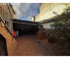 Casa en el Casar de Cáceres con patio de 30m