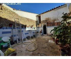 Gran casa con patio en Arroyo de la Luz