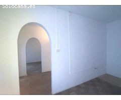 Casa y local comercial en el casco historico