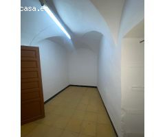 Casa y local comercial en el casco historico