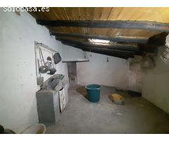 CASA PARA REFORMAR EN MONTANCHEZ