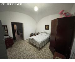 EDIFICIO EMBLEMÁTICO EN MONTÁNCHEZ