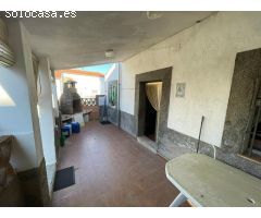 CASA EN ARROYO MALPARTIDA