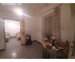 Gran casa con patío de 150 metros en Aliseda
