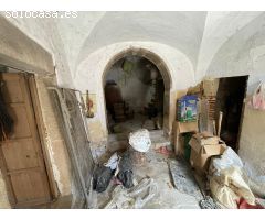 CASA CON TERRAZA EN MONTÁNCHEZ