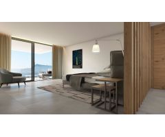 Proyecto de nueva construcción todo de primera calidad y con preciosas vistas panorámicas al mar.