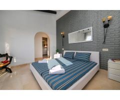 Exquisita Villa de Ensueño en Moraira con Piscina Privada y Terrazas Panorámicas